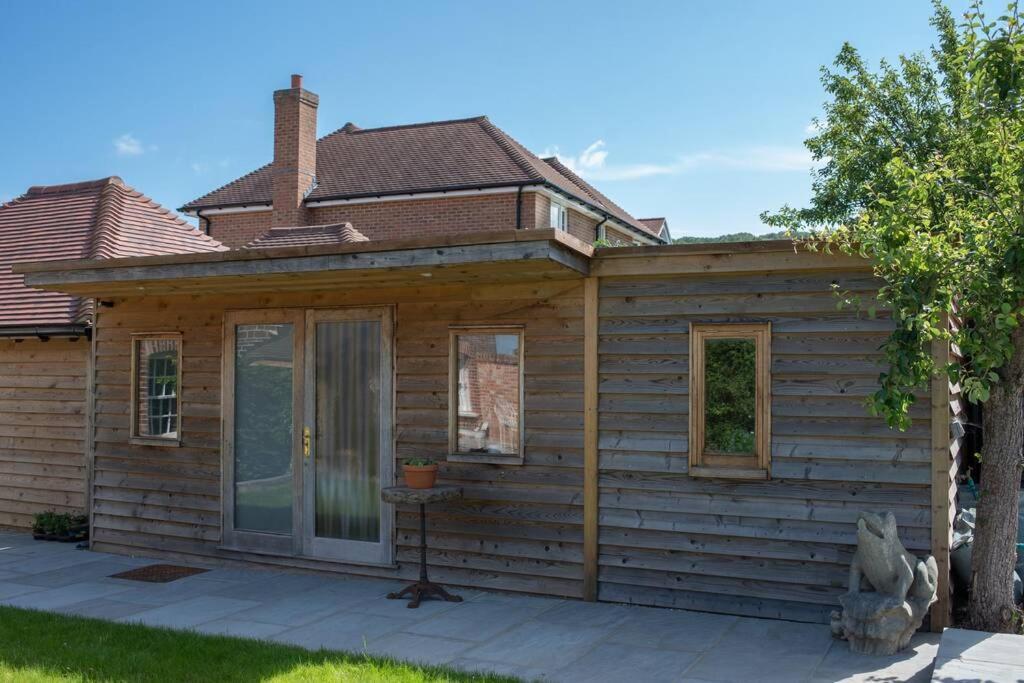 Frogs Bottom Retreat Faversham & Canterbury, Kent Exterior photo